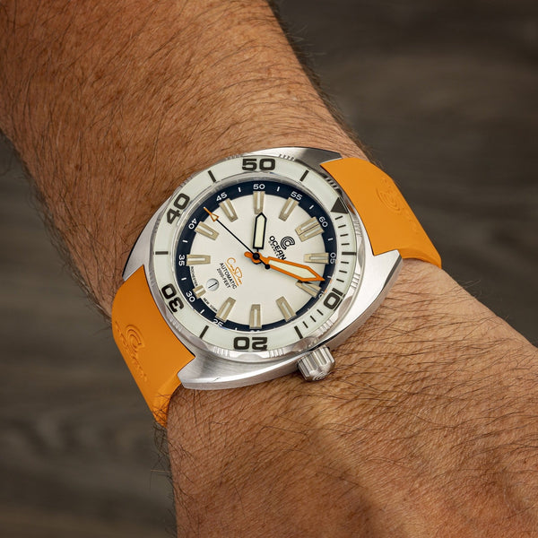 Ocean Crawler Core Diver V3 - Fully Lumed – Ocean Crawler Watch Co.