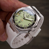 Ocean Crawler Bolt | Electric Reef — Mantis | Limited Edition