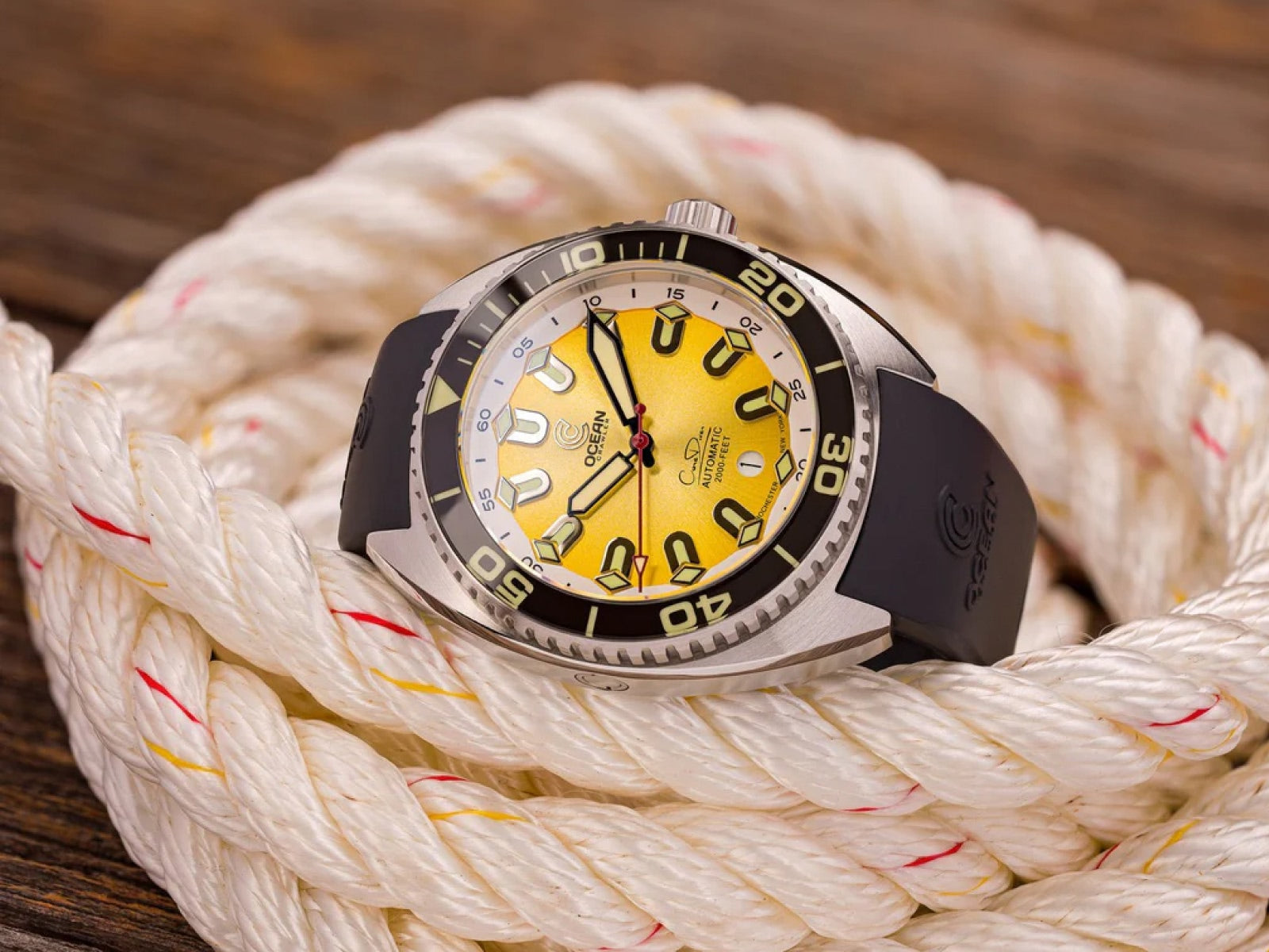 Ocean Crawler Core Diver - Yellow Refractor - Summer Edition