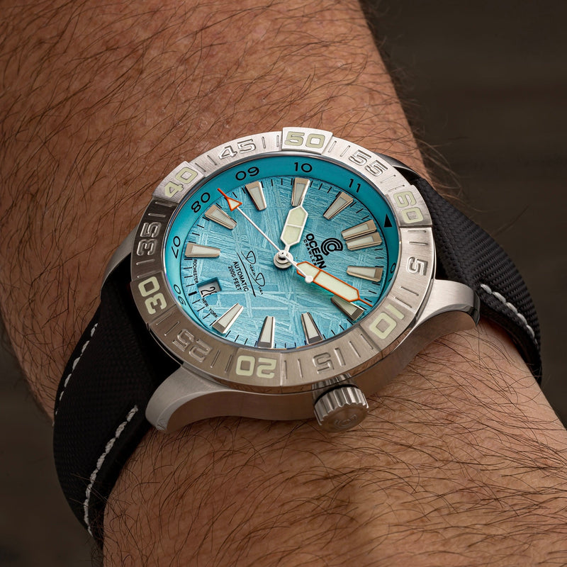 Black/White Kevlar Strap