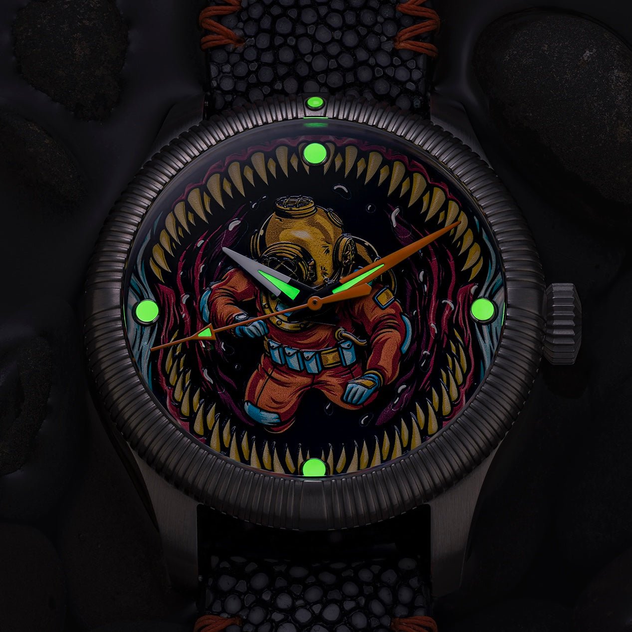 Ceramic-Enamel Dial - The Last Dive