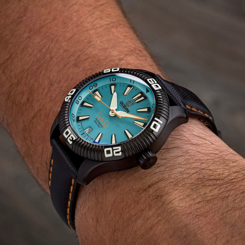 Black/White Kevlar Strap