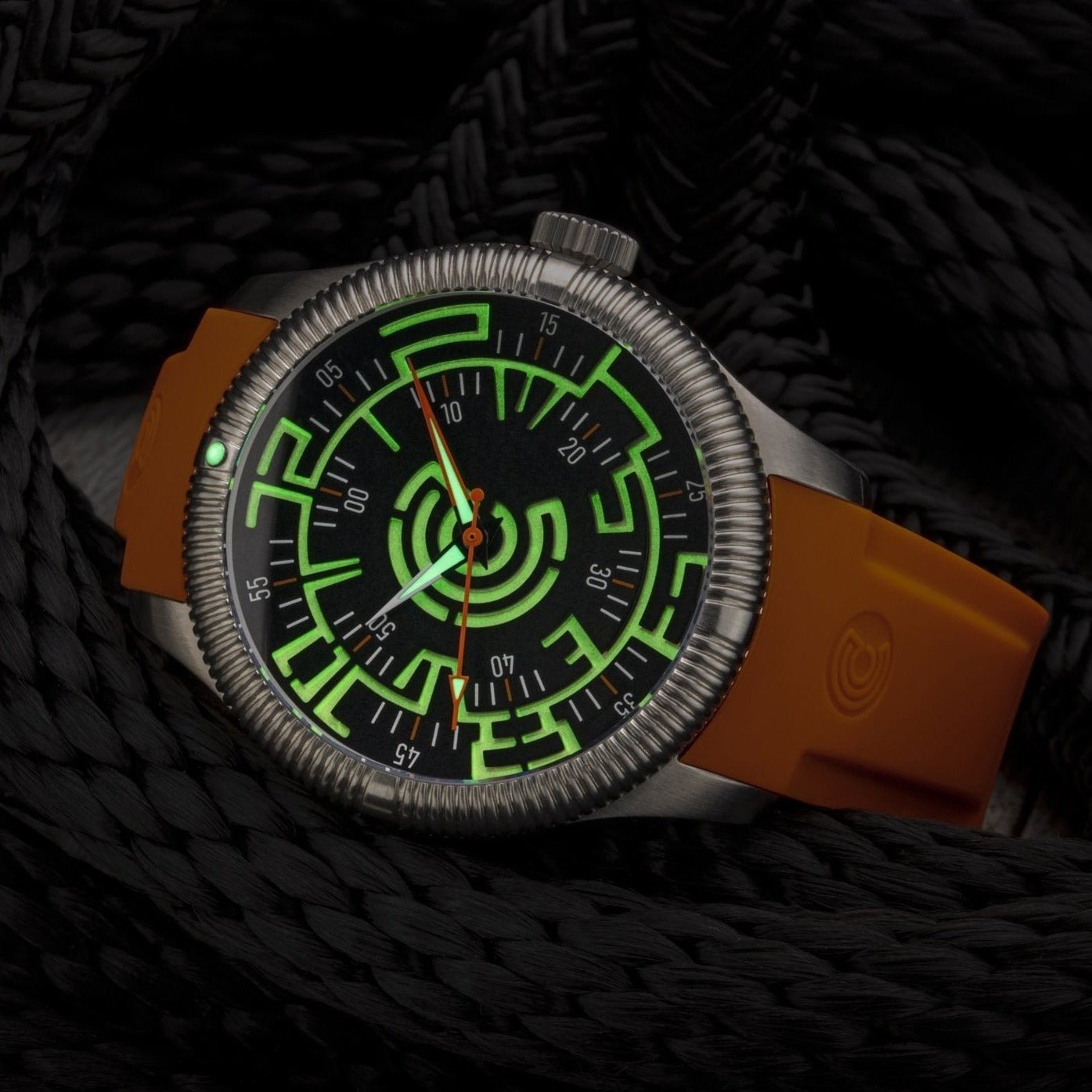 Lume Rush Diver v2 - Black - Sample - Ocean Crawler Watch Co.