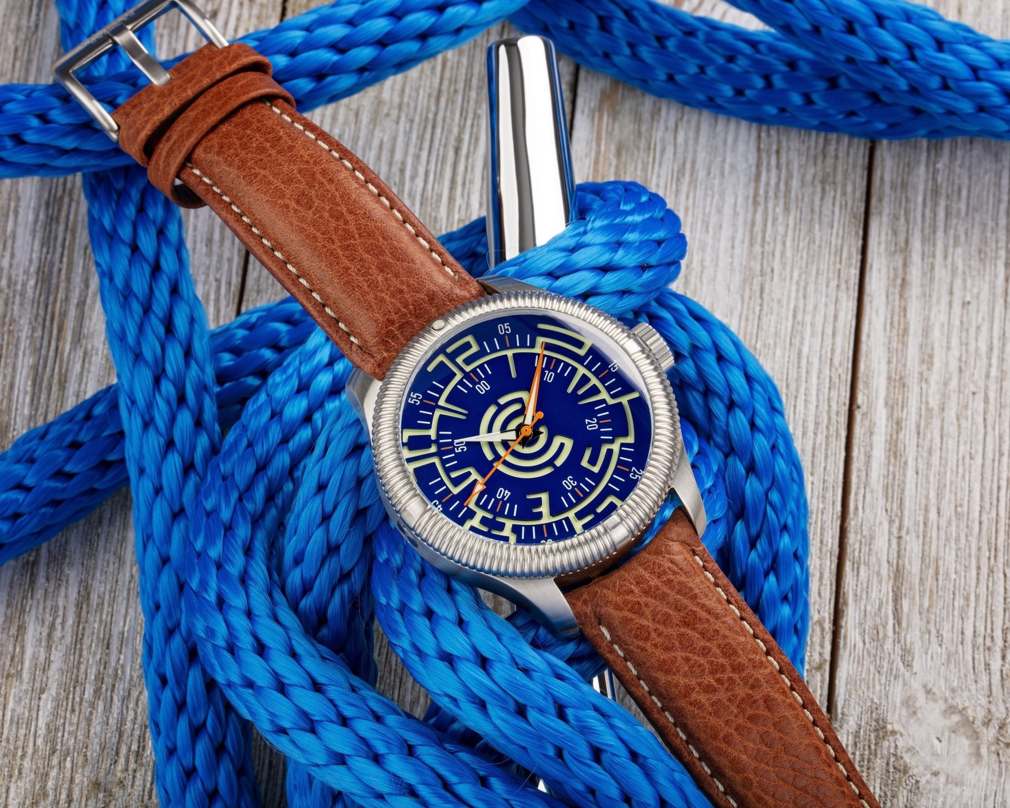Lume Rush Diver v2 - Blue Sample - Floor Model - Ocean Crawler Watch Co.
