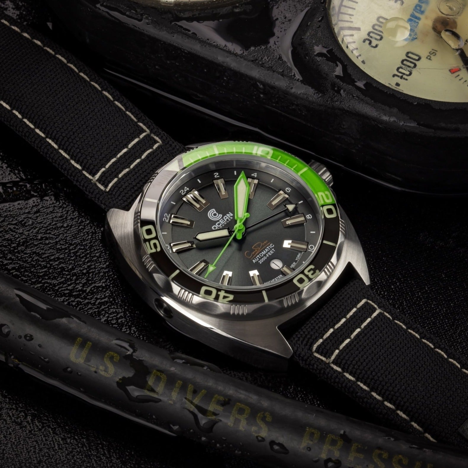 Ocean Crawler Core Diver GMT - Black/Green - Ocean Crawler Watch Co.