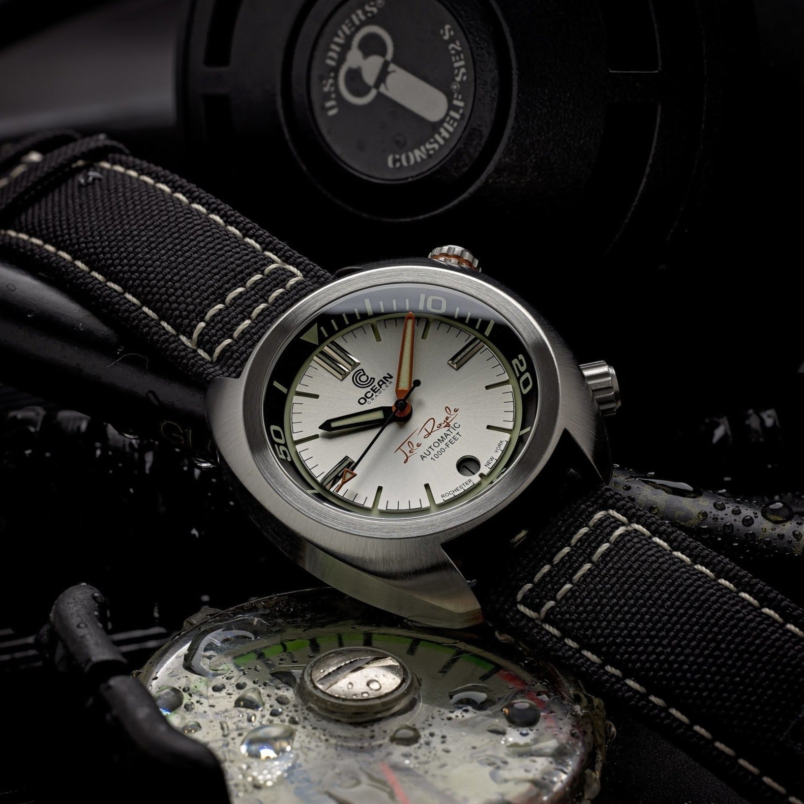 Ocean Crawler Great Lakes Diver - Silver - Sample - Ocean Crawler Watch Co.