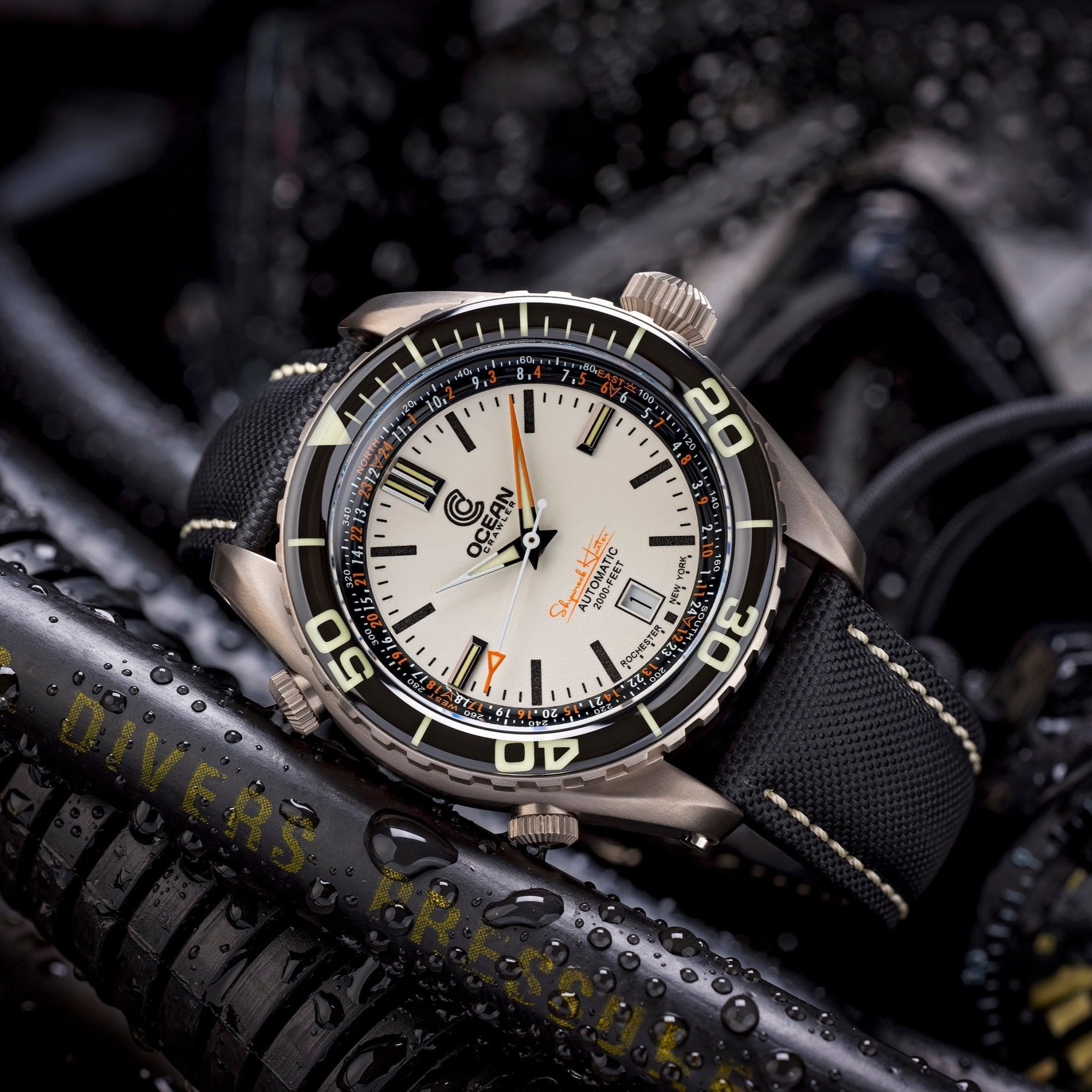 Ocean Crawler Ocean Navigator 45 - Full Lume - Ocean Crawler Watch Co.